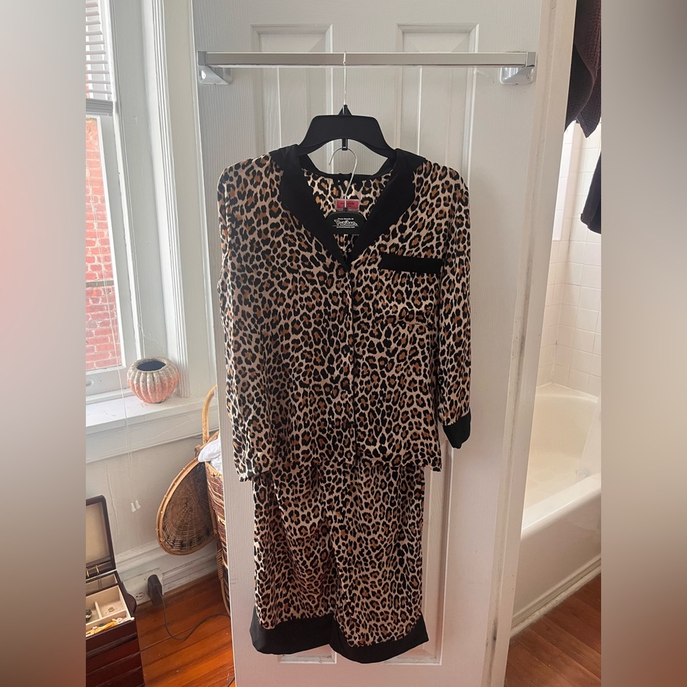 Kate Spade Animal Print Charmeuse Cropped Pajama Set